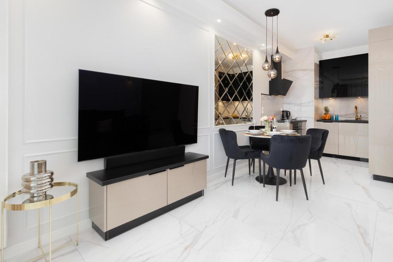 Plac Unii Apartment Gdynia Srodmiescie By Renters Prestige Esterno foto